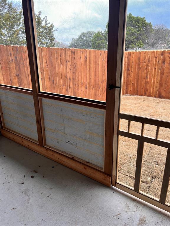 Building Photo - 442 Parkline Dr