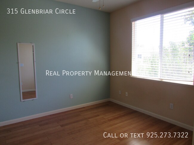 Building Photo - 315 Glenbriar Cir