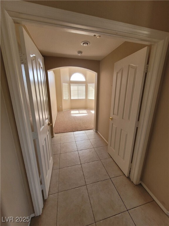 Building Photo - 2467 Sheltered Meadows Ln