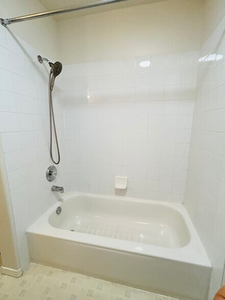 Building Photo - 2524 Azurite Ct