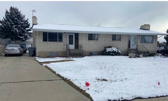Building Photo - 246 Cherry Hill Dr