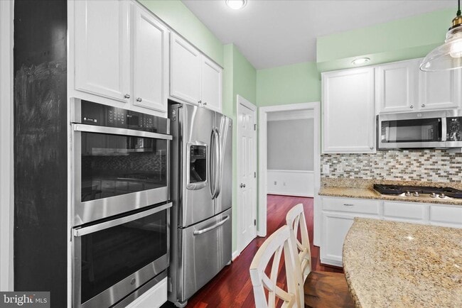 Building Photo - 43312 Hagen Ct