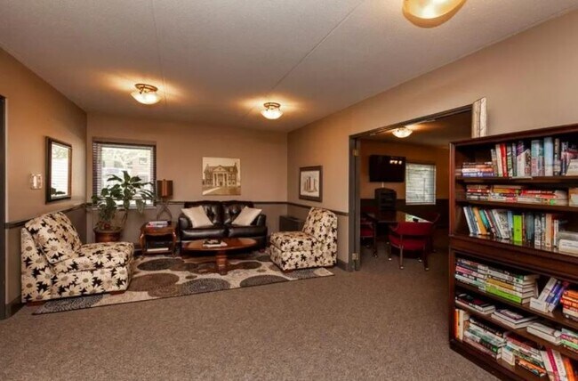 Building - Library - 3100 Grand Ave