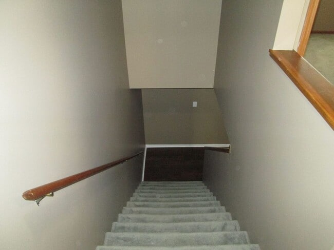 Building Photo - Next to Capital Beach Lake with free internet & cable tv