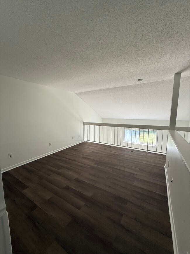 Building Photo - 6115 Heathstone Ln