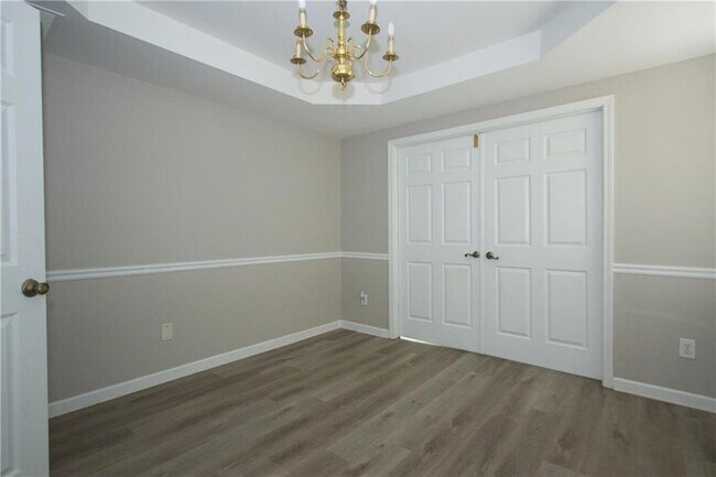 Building Photo - 3292 Shady Valley Ct SW