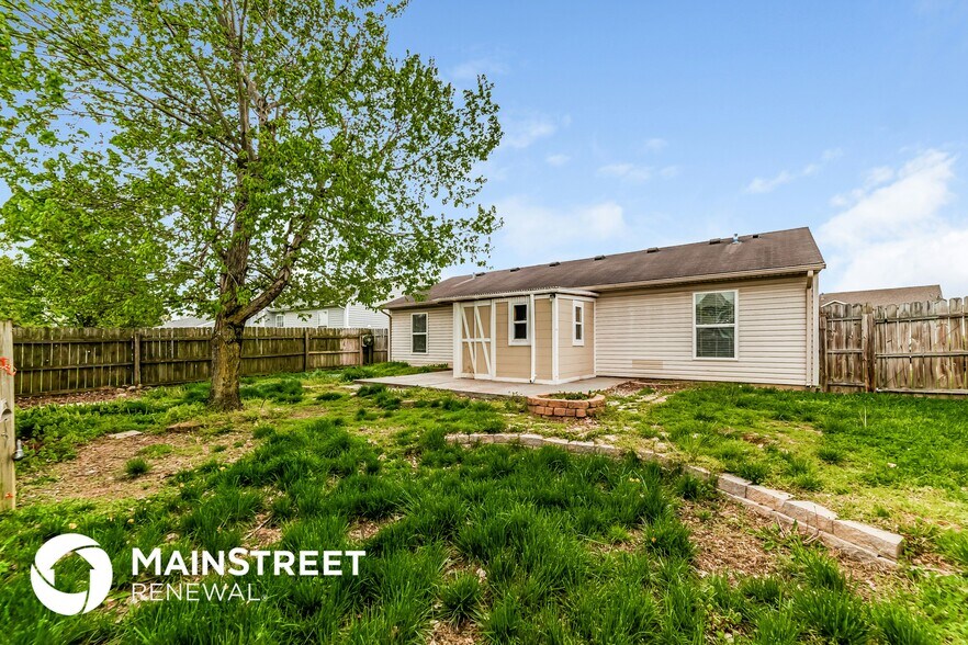 Building Photo - 9625 Combs Ln