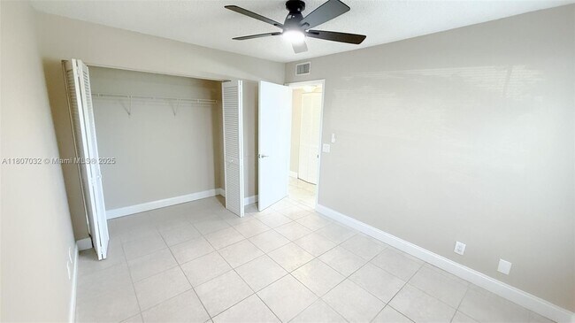 Building Photo - 1661 Balfour Point Dr