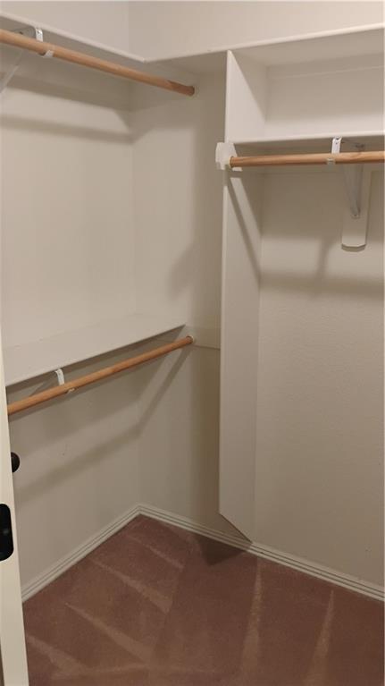 Building Photo - 100 Willow Dr