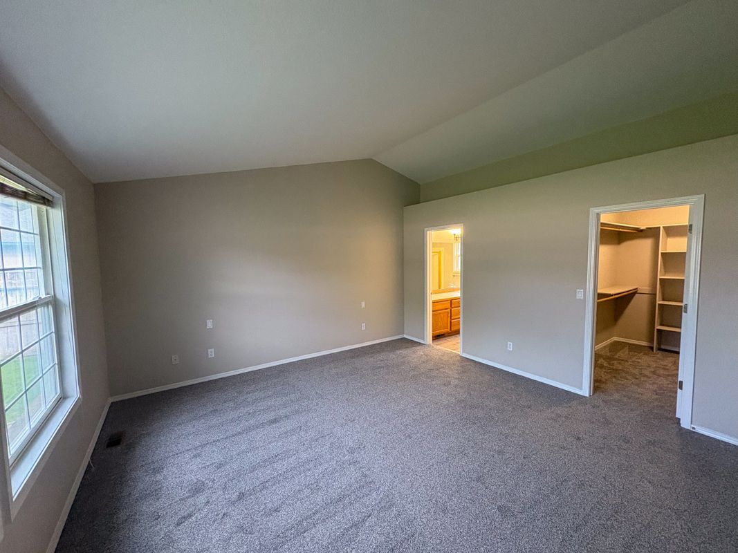 Building Photo - 3305 Kaden Ln
