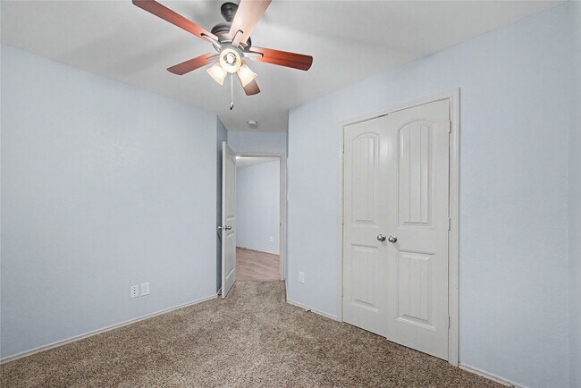 Building Photo - 16430 Rodeo River Rd