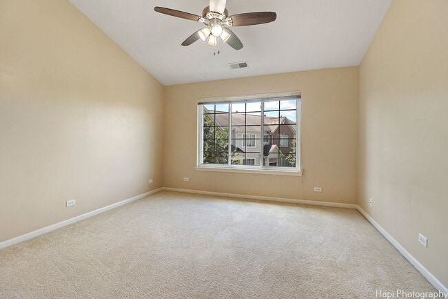 Building Photo - 719 Hanbury Dr