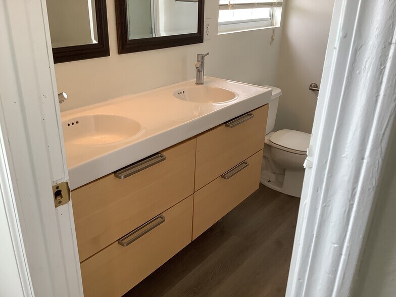 Building Photo - 8834 Kirkville Ln