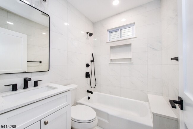 Building Photo - 12 Linden Ave