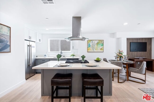 Building Photo - 7306 Independence Ave