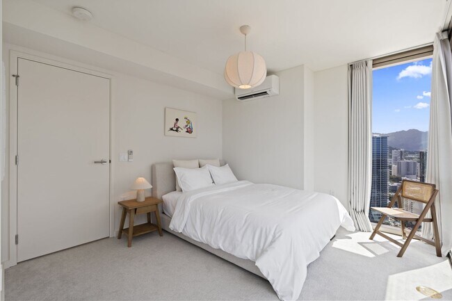 Building Photo - SKY ALA MOANA 3709 - 2 Bedroom & 2 Bathroom