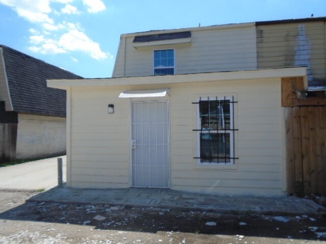 Building Photo - 12052 Beechnut St