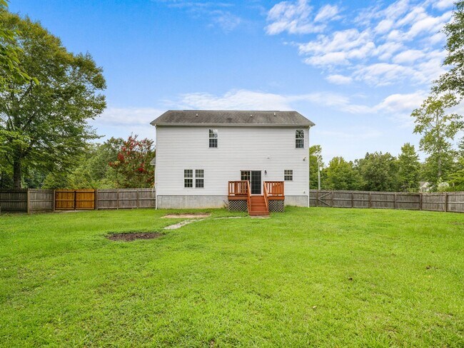 Building Photo - 156 Old Beechtree Ln
