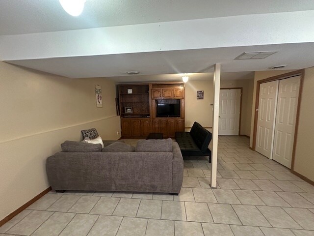 Building Photo - 3102 Aspen Dr