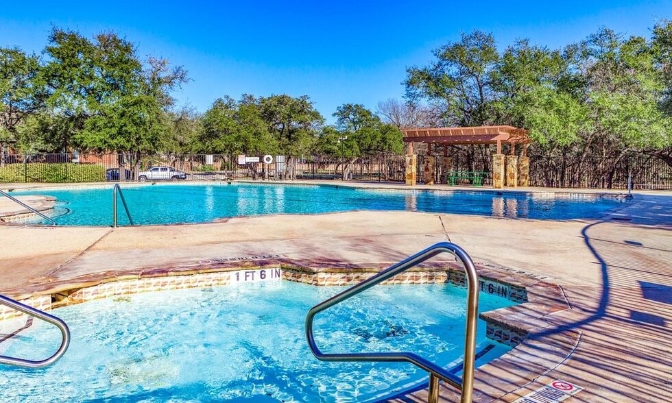 community pool - 25006 Elwell Point