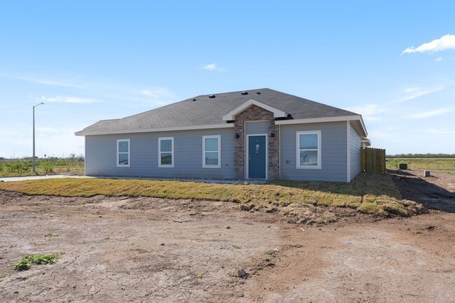 Building Photo - 2328 S. Valley Circle