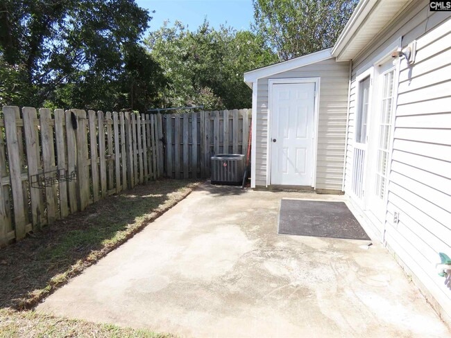 Building Photo - 124 Deer Hound Trail
