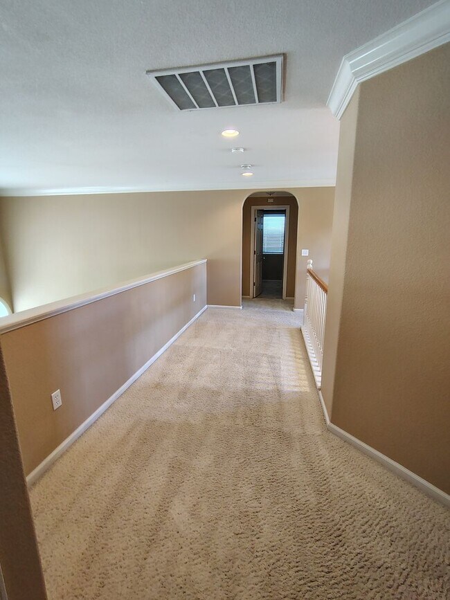 Building Photo - 13606 Brook Way