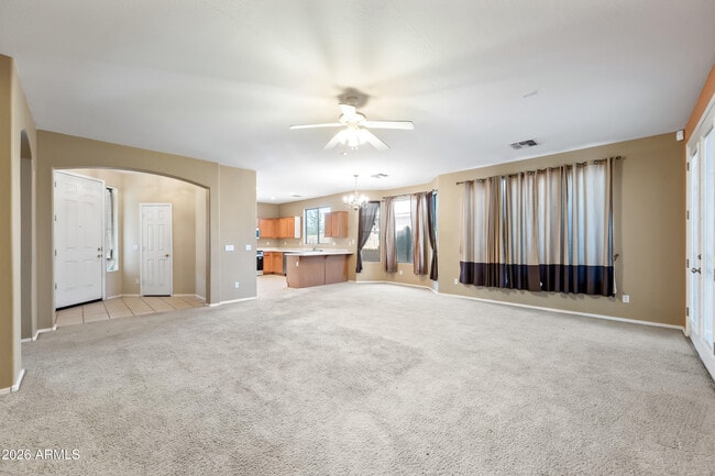 Building Photo - 10870 W Chase Ln