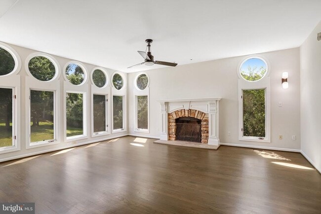 Building Photo - 710 Parrish Farm Ln