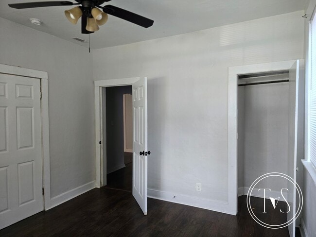 Building Photo - RATE DROP ALERT! (was $1945/month)