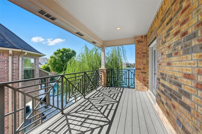 Building Photo - 5934 Stratford Gardens Dr