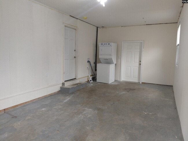 Building Photo - 224 Hickory Ridge Dr