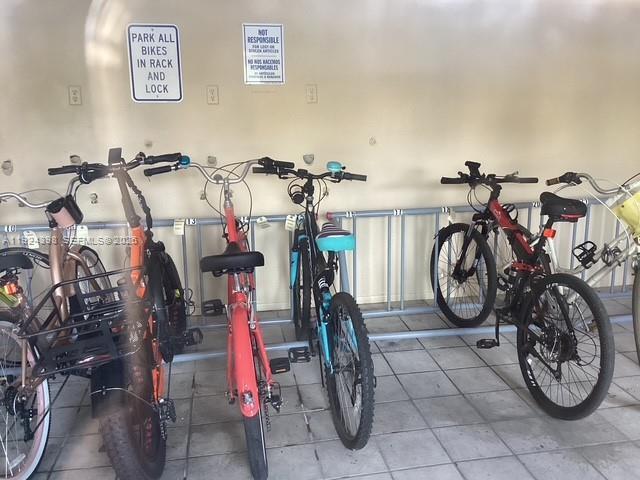 Building Photo - 15330 SW 106th Terrace