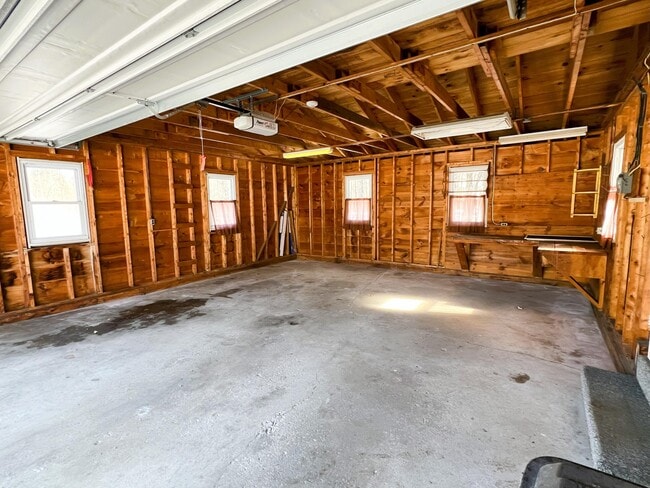 Building Photo - 468 Brunswick Ave