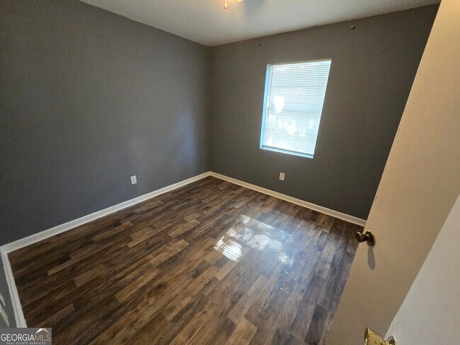Building Photo - 408 S Orange Edwards Blvd