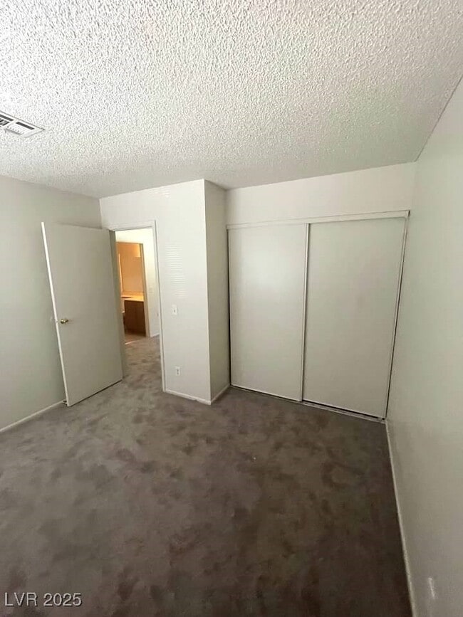 Building Photo - 108 Boysenberry Ln