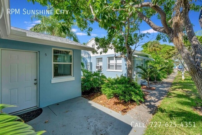 Building Photo - 340 78th Ave