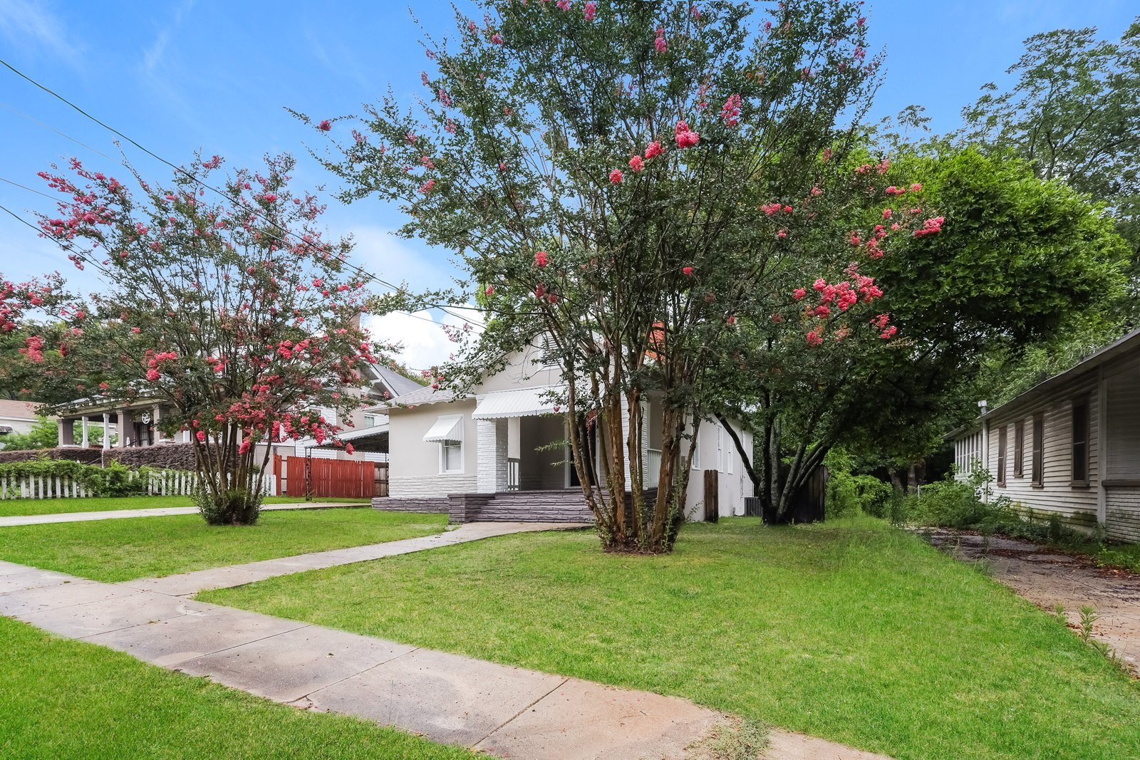 Building Photo - 2008 9th Ave