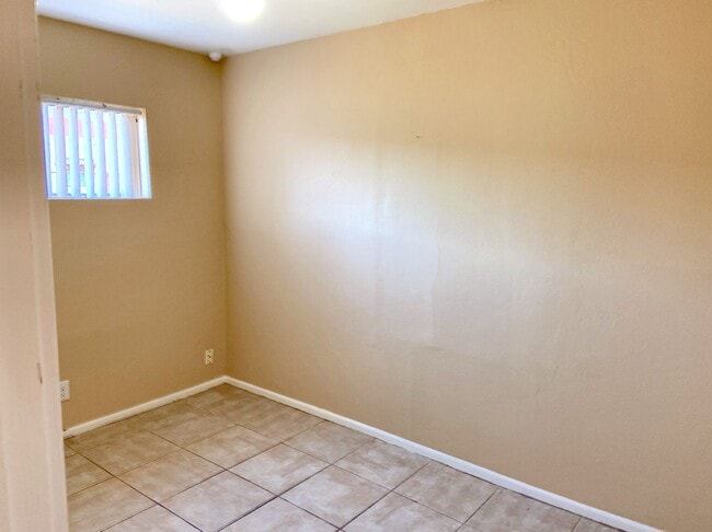 Building Photo - Move-In Ready & Modern: Fully Remodeled 4BD with Massive Yard