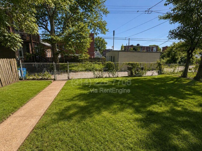 Building Photo - 3208 Osceola St