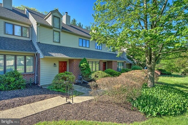 Primary Photo - 4 Ingham Way
