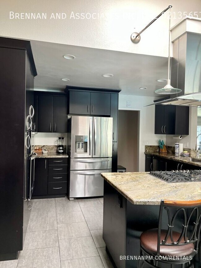 Building Photo - 5775 Sprinter Ln