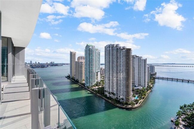 Building Photo - 300 Biscayne Blvd Way