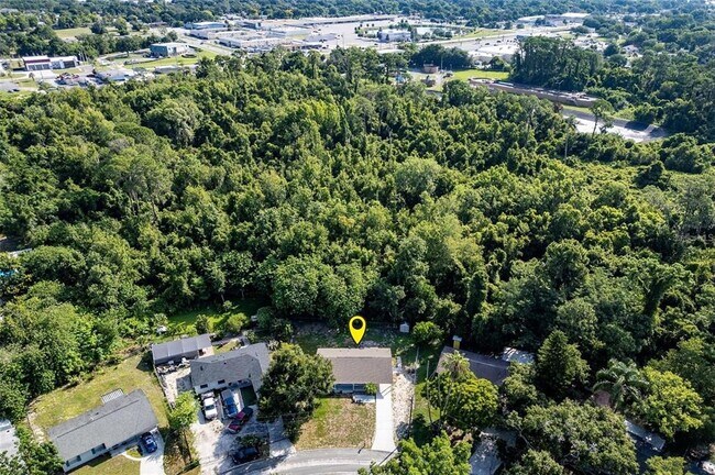 Building Photo - 950 Pearl Dr