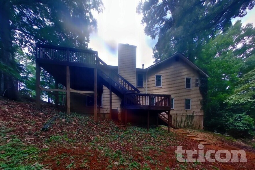 Building Photo - 234 Deerchase Dr