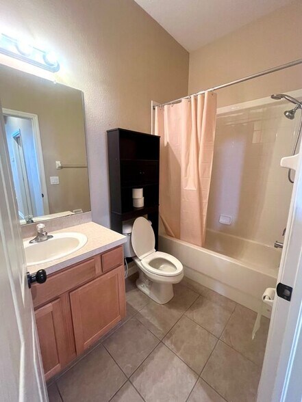 Building Photo - 31748 Blythewood Way