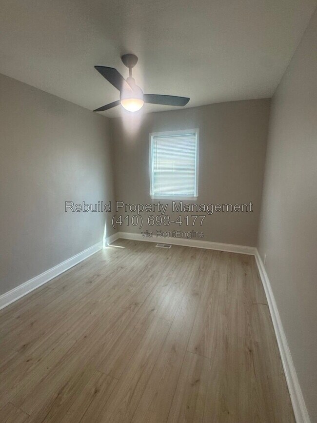 Building Photo - 2841 Oakford Ave