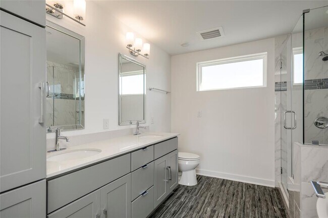 Building Photo - 1417 Kramer Ln