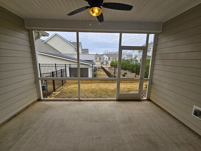 Building Photo - 9 Red Lion Rd