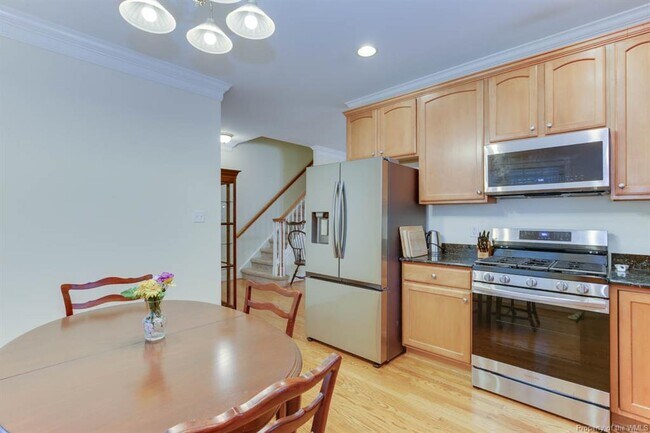 Building Photo - 4609 Town Creek Dr